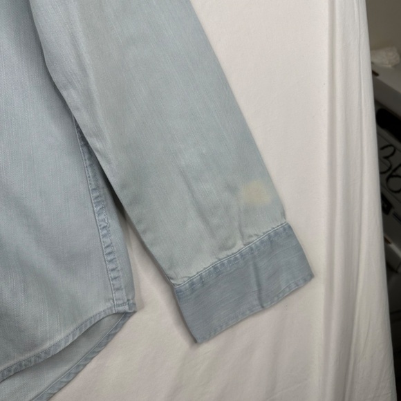 HOLLISTER Women's Denim Jean Button Down Shirt Size Medium - Picture 5 of 7